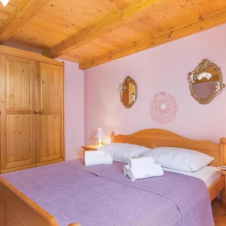 Pet Friendly Home In Hrboki