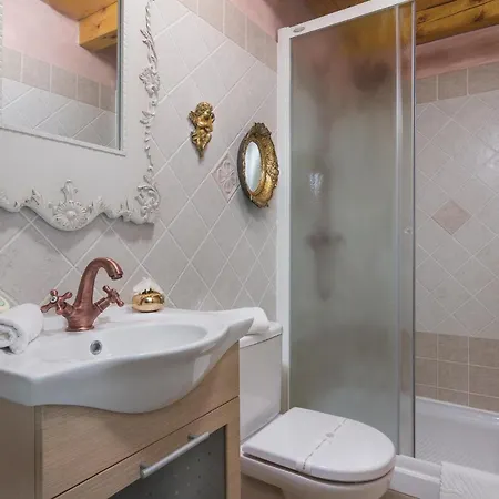 Vakantiehuis Two-Bedroom Holiday Home in Hrboki